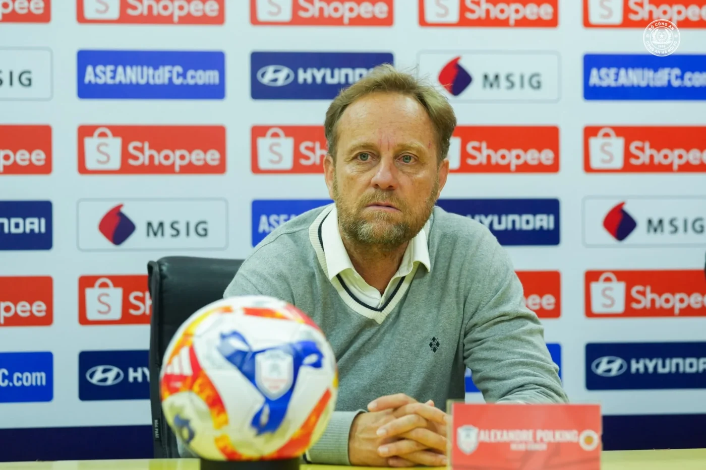 hlv-brazil-tiet-lo-su-that-ve-dinh-bac